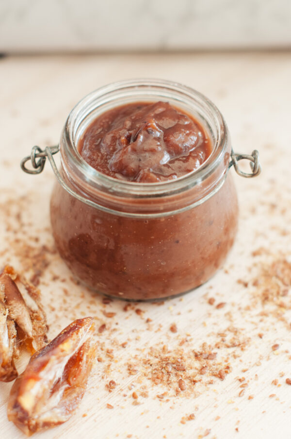 Date molasses(খেজুরের গুড়)