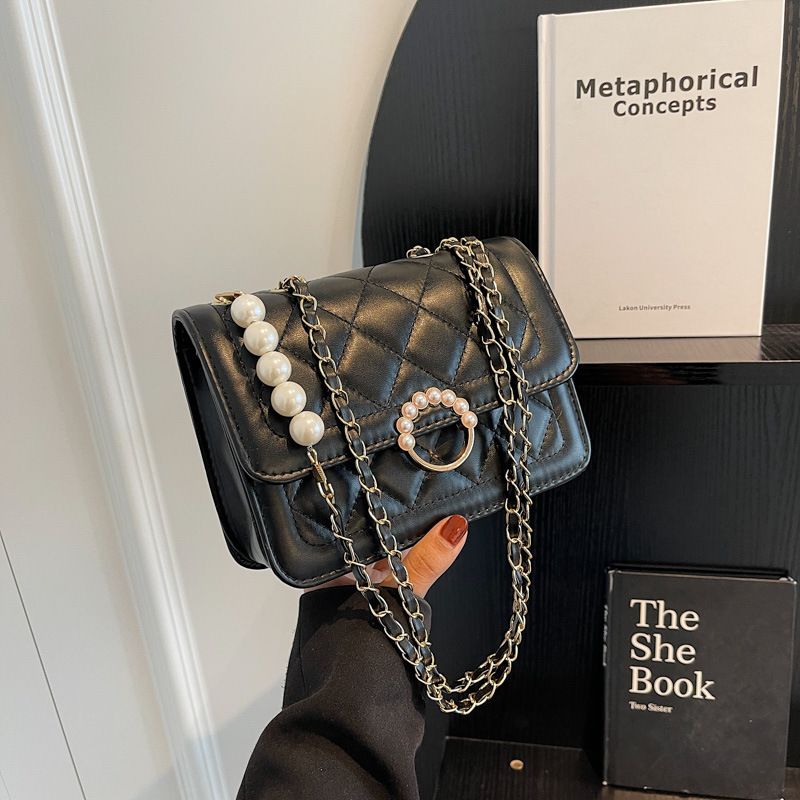 Chain pearl shoulder bag(Korean style) - Image 5
