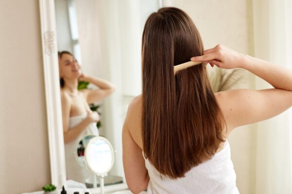 Handcrafted wooden comb - Image 5