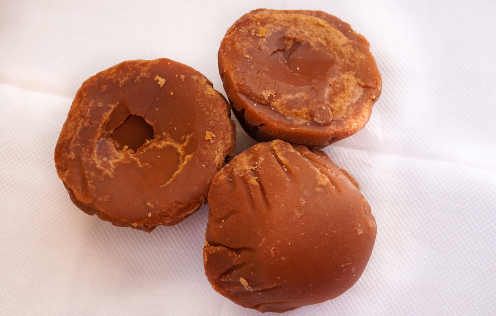 Date palm jaggery (খেজুর পাটালি গুড়) - Image 2
