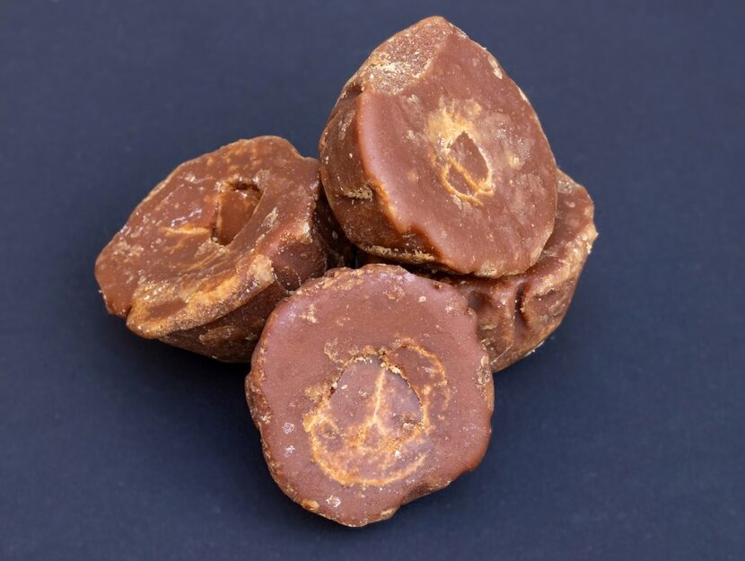 Date palm jaggery (খেজুর পাটালি গুড়)